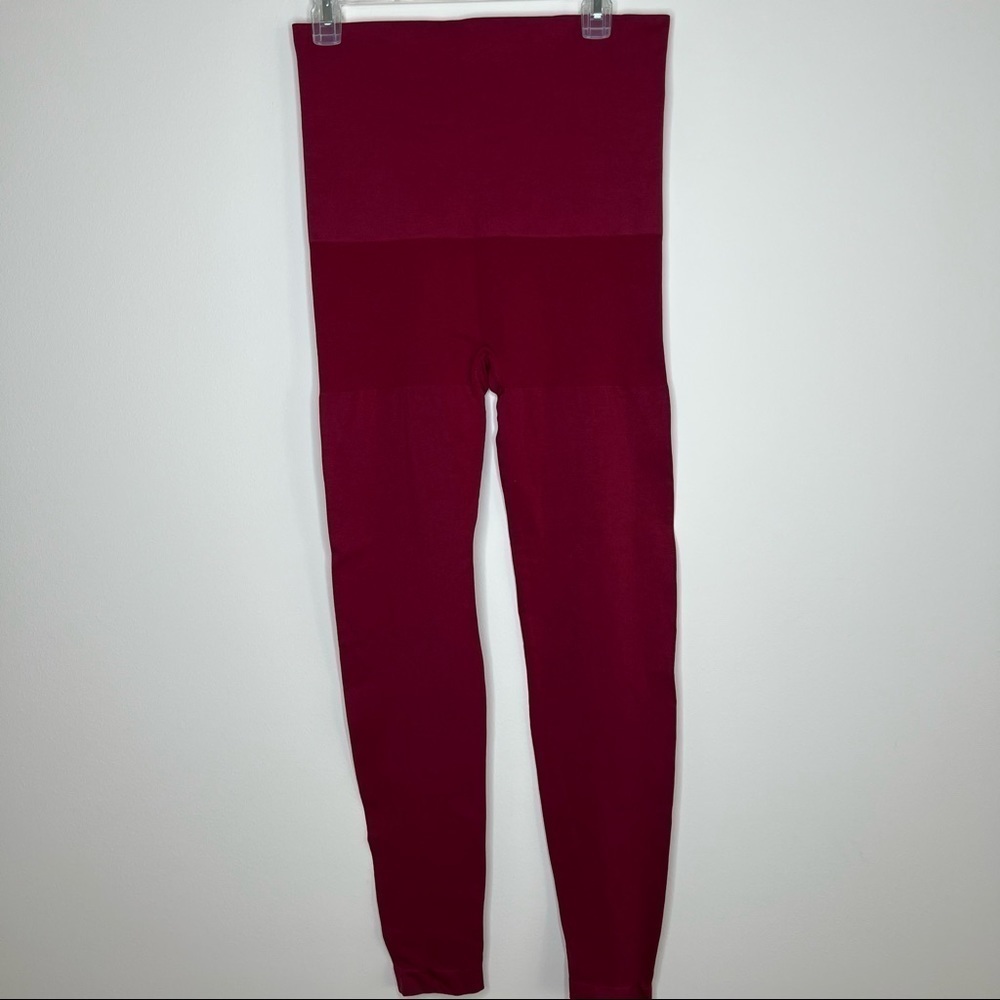 Preggo Leggings Dark Red  SnapBack Postpartum
Crop Leggings